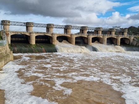 Embalse de Cazalegas, destinado al regadío del Alberche